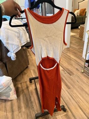 Two-Tone Cutout Knit Tank Dress - Rust & Cream